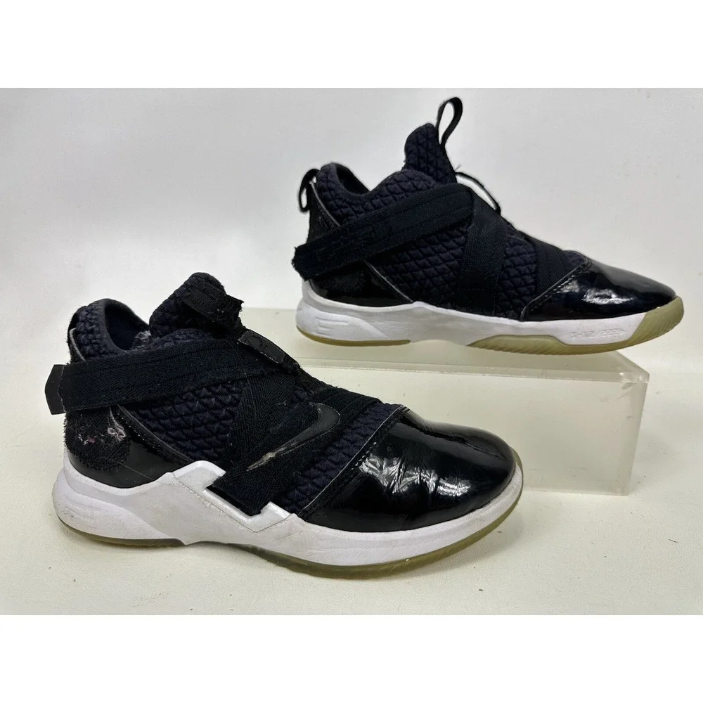 Nike Lebron Soldier Tuxedo Basketball Shoes Youth Sz 2.5 Black Hi Top AO2912-005